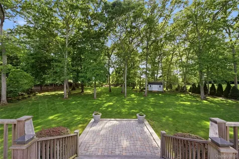 77 N Woods Road Baiting Hollow NY 11933