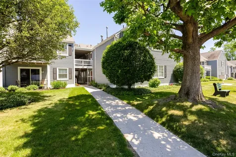 302 Commons Way Fishkill NY 12524