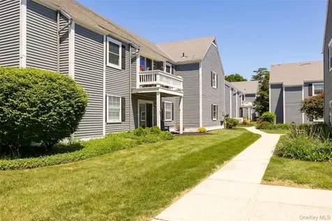 302 Commons Way Fishkill NY 12524