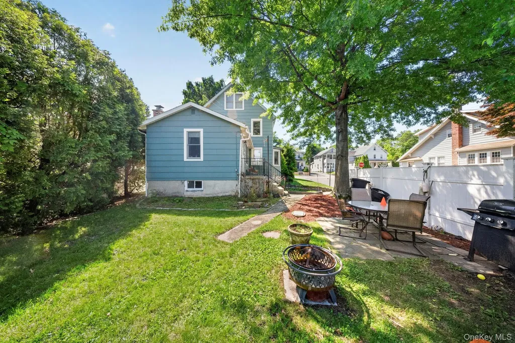 204 Catherine Street Buchanan NY 10511