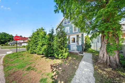 204 Catherine Street Buchanan NY 10511