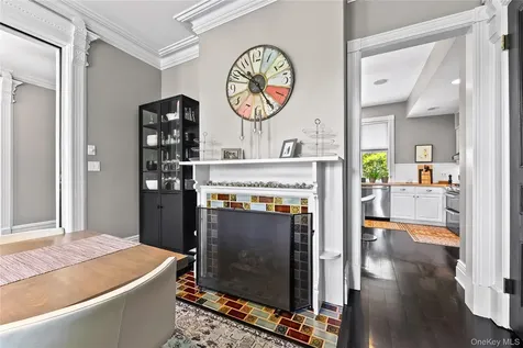 19 Howe Place Bronxville NY 10708