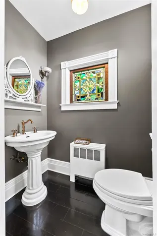 19 Howe Place Bronxville NY 10708