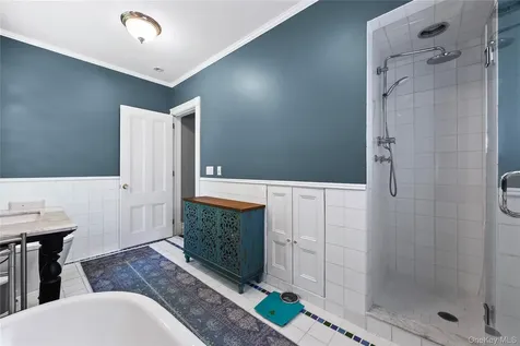 19 Howe Place Bronxville NY 10708