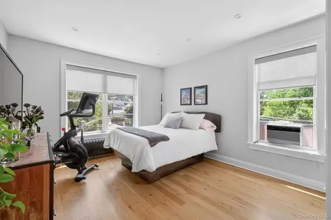 305 Sixth Avenue Pelham NY 10803