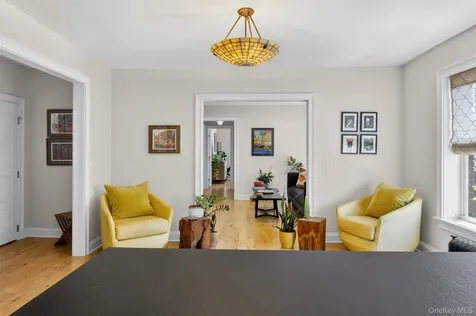 305 Sixth Avenue Pelham NY 10803