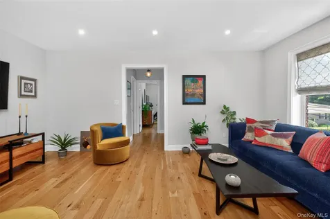 305 Sixth Avenue Pelham NY 10803
