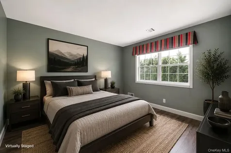 62 Oceanview Boulevard Manorville NY 11949