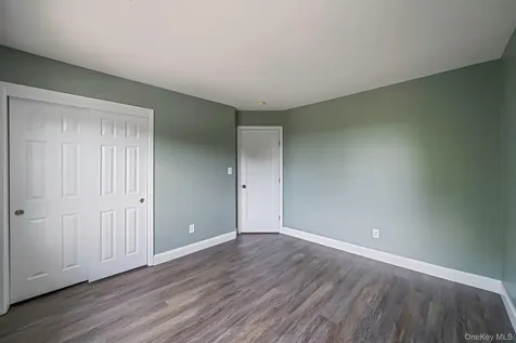 62 Oceanview Boulevard Manorville NY 11949