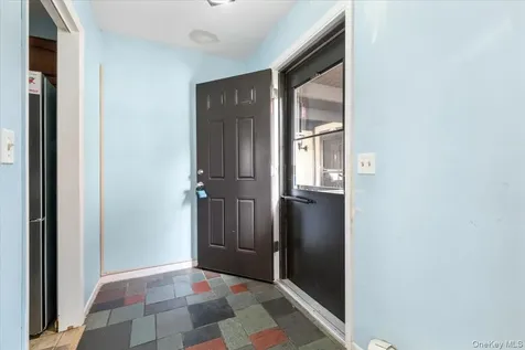 8 Loudon Drive Fishkill NY 12524