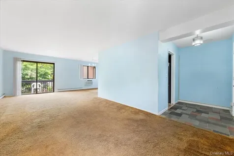 8 Loudon Drive Fishkill NY 12524