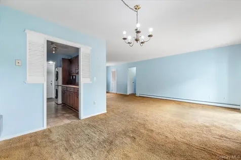 8 Loudon Drive Fishkill NY 12524