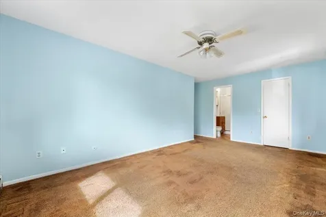 8 Loudon Drive Fishkill NY 12524