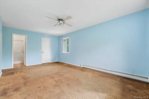 8 Loudon Drive Fishkill NY 12524