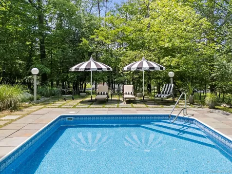21 Lincoln Terrace Middletown NY 10940