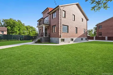 19412 Dunton Avenue Hollis NY 11423