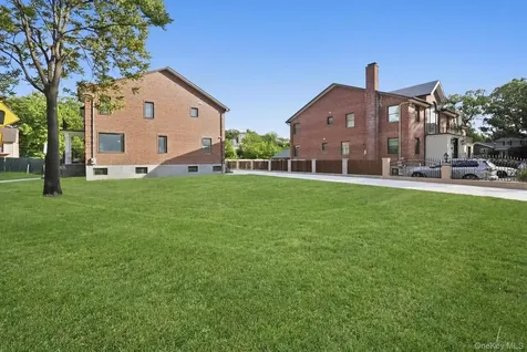 19412 Dunton Avenue Hollis NY 11423