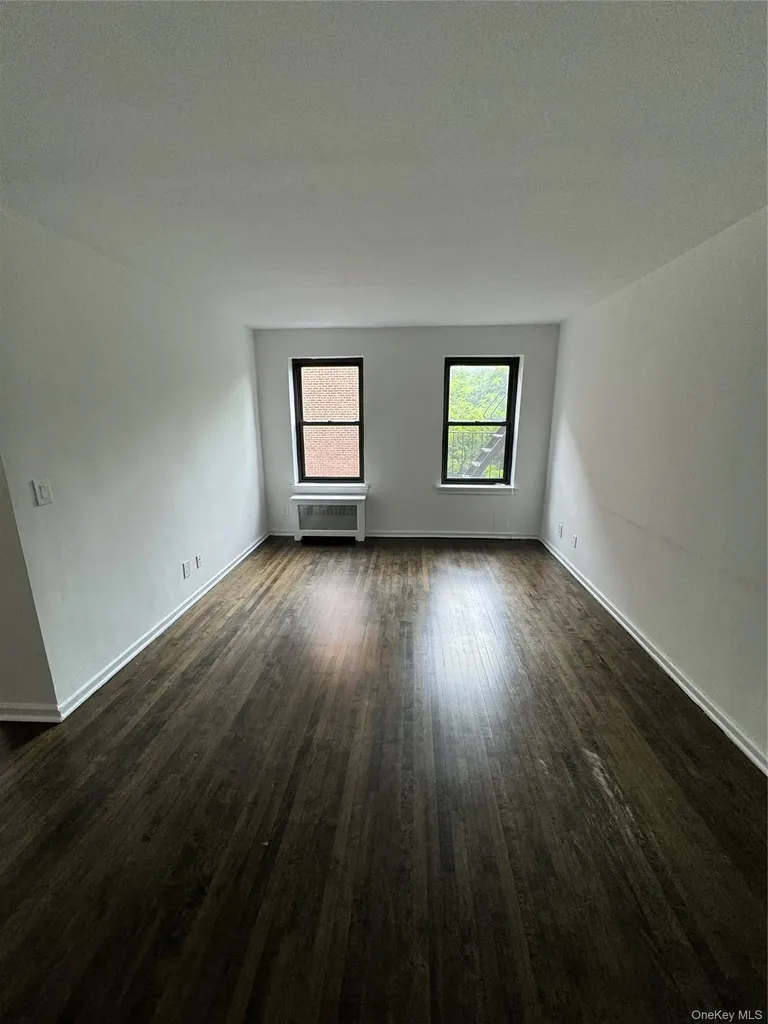 65 Old Mamaroneck Road White Plains NY 10605