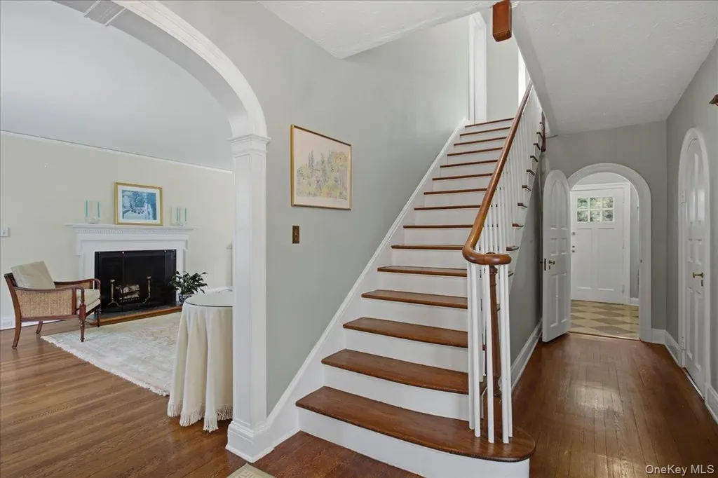 531 Weaver Street Larchmont NY 10538