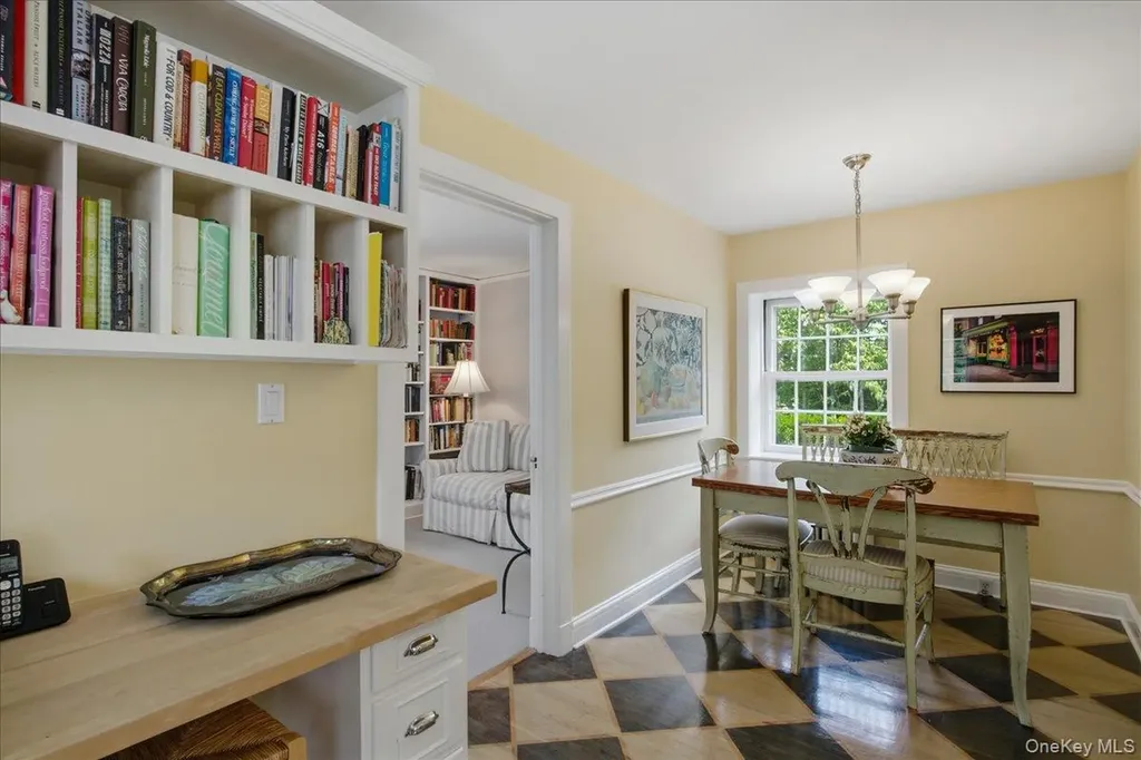531 Weaver Street Larchmont NY 10538