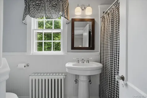 531 Weaver Street Larchmont NY 10538
