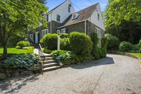531 Weaver Street Larchmont NY 10538