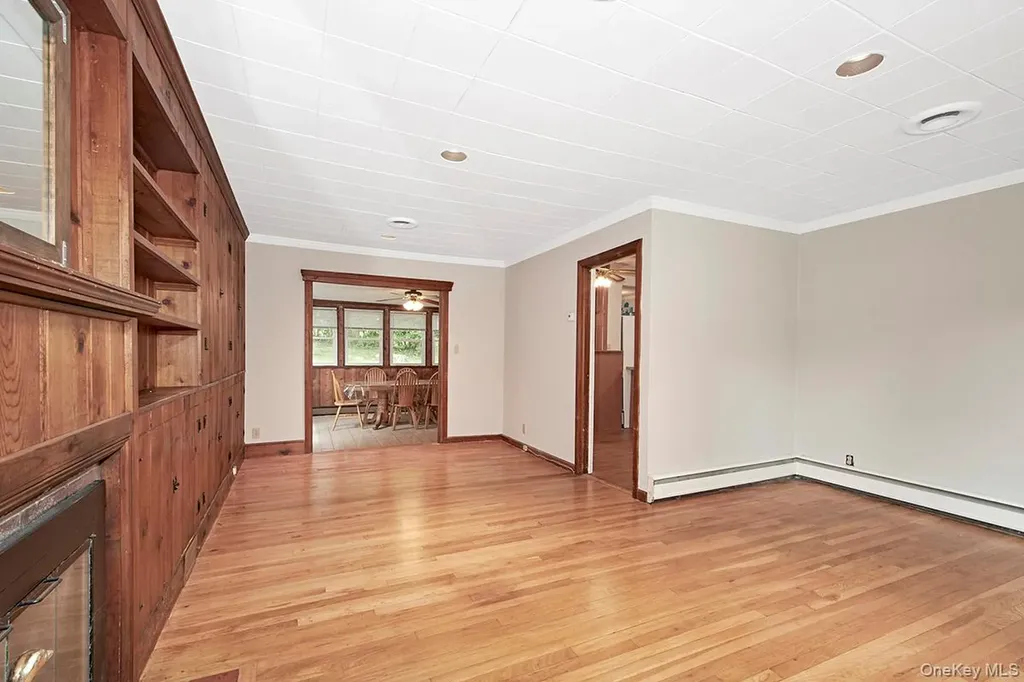910 Linda Avenue Thornwood NY 10594