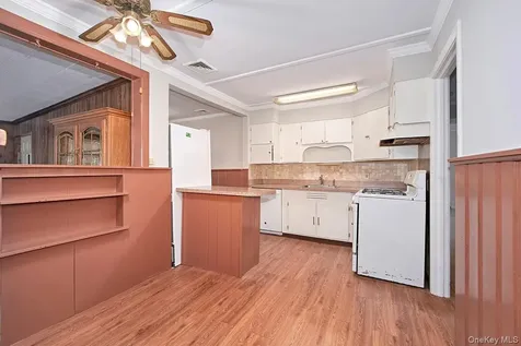 910 Linda Avenue Thornwood NY 10594