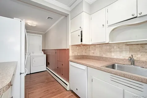 910 Linda Avenue Thornwood NY 10594