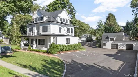 34 Dewey Street Huntington NY 11743