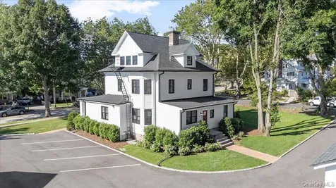 34 Dewey Street Huntington NY 11743