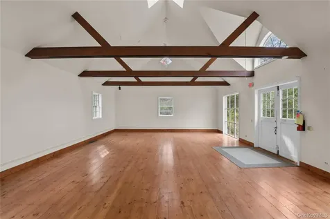 26 Westchester Avenue Pound Ridge NY 10576