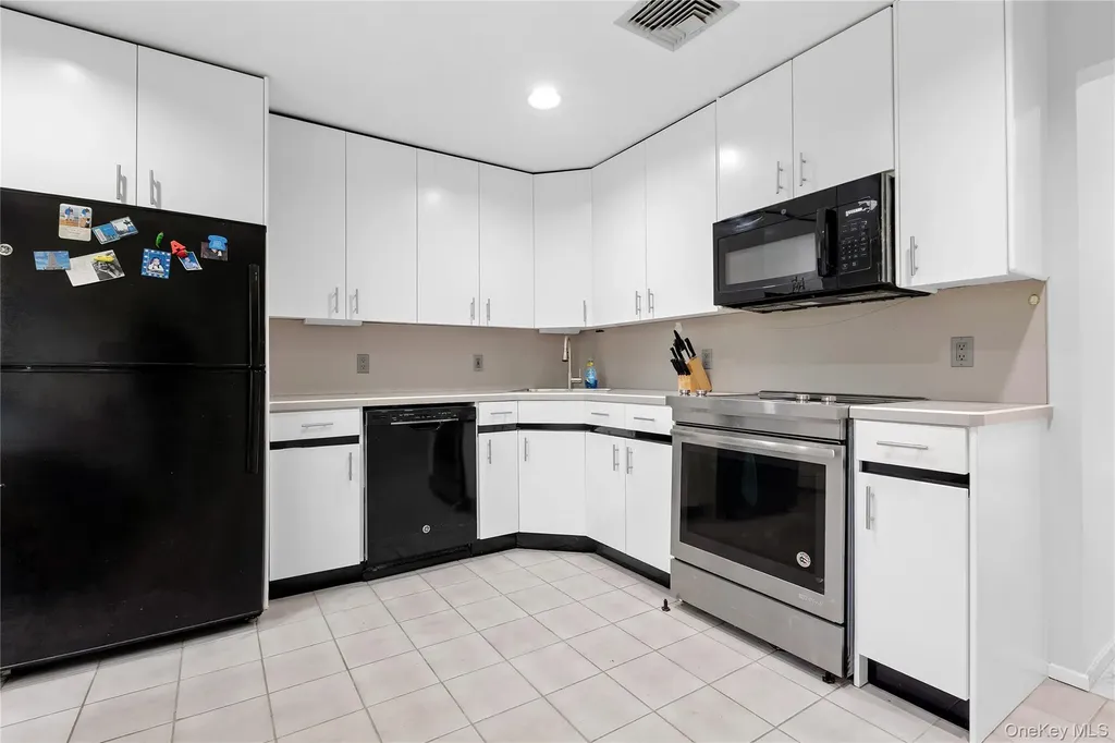 38 Westerly Lane Thornwood NY 10594