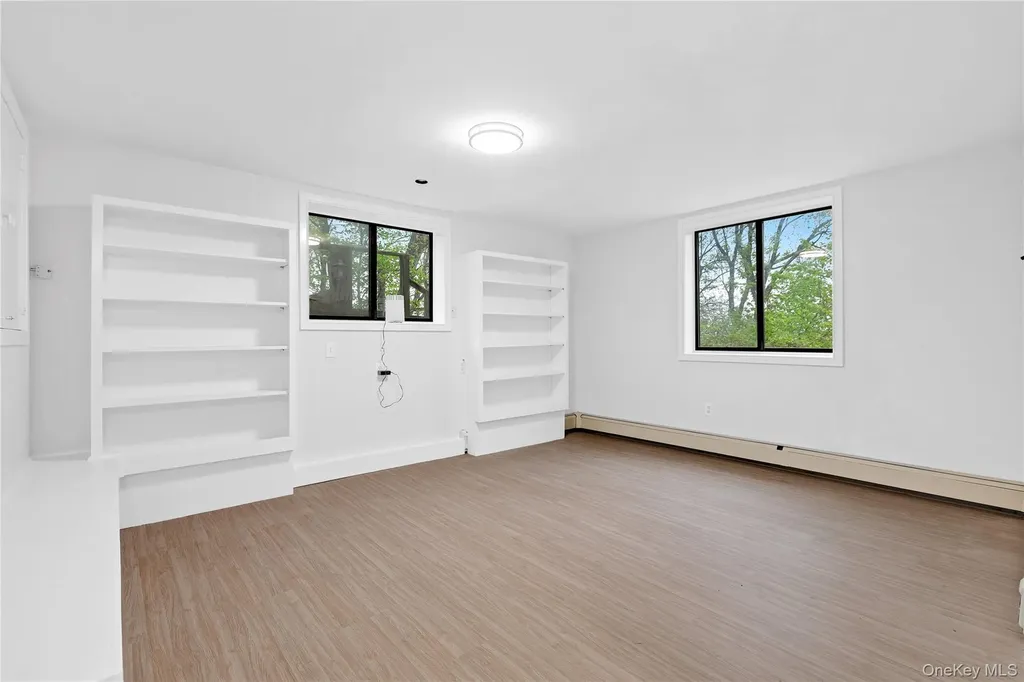 38 Westerly Lane Thornwood NY 10594
