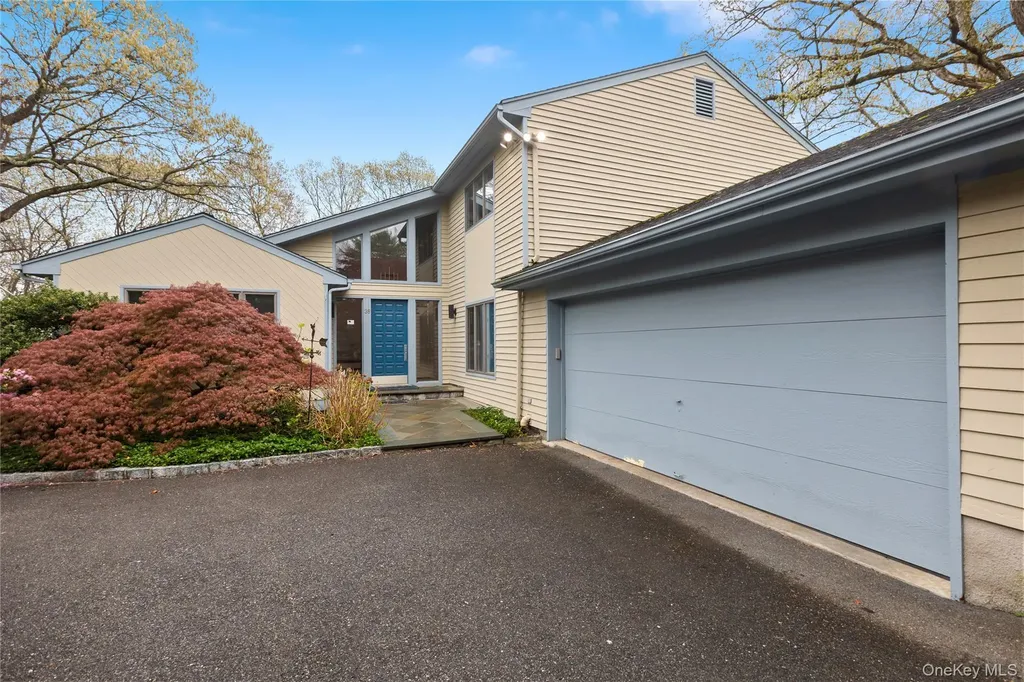 38 Westerly Lane Thornwood NY 10594