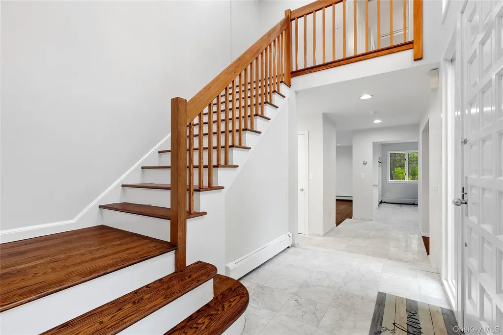 38 Westerly Lane Thornwood NY 10594