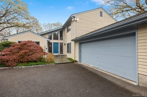 38 Westerly Lane Thornwood NY 10594