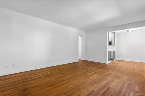 824 Palmer Road Bronxville NY 10708