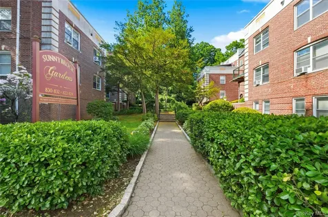 824 Palmer Road Bronxville NY 10708
