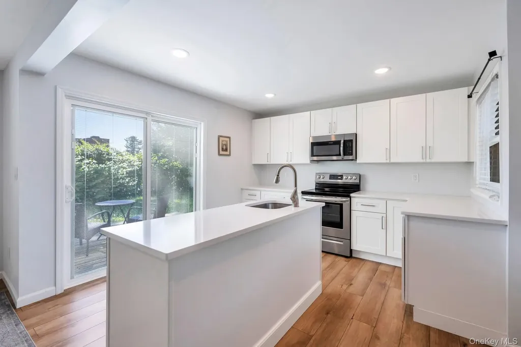 5 Hawkins Avenue Smithtown NY 11787