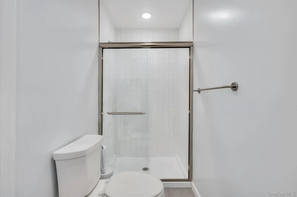5 Hawkins Avenue Smithtown NY 11787