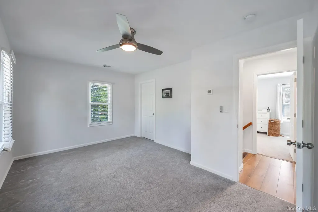 5 Hawkins Avenue Smithtown NY 11787