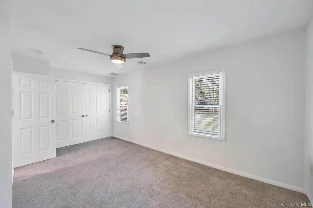 5 Hawkins Avenue Smithtown NY 11787
