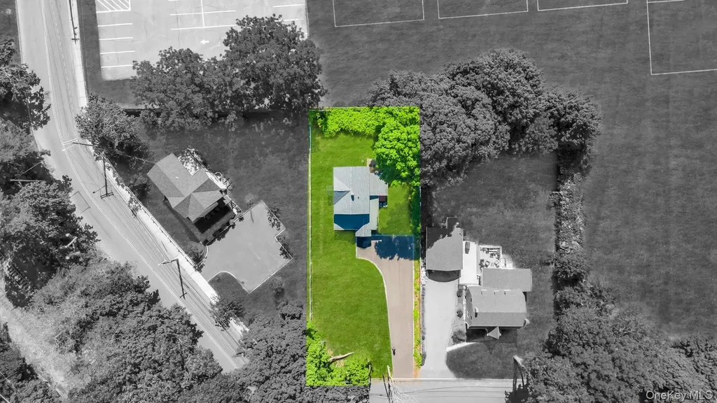 5 Hawkins Avenue Smithtown NY 11787