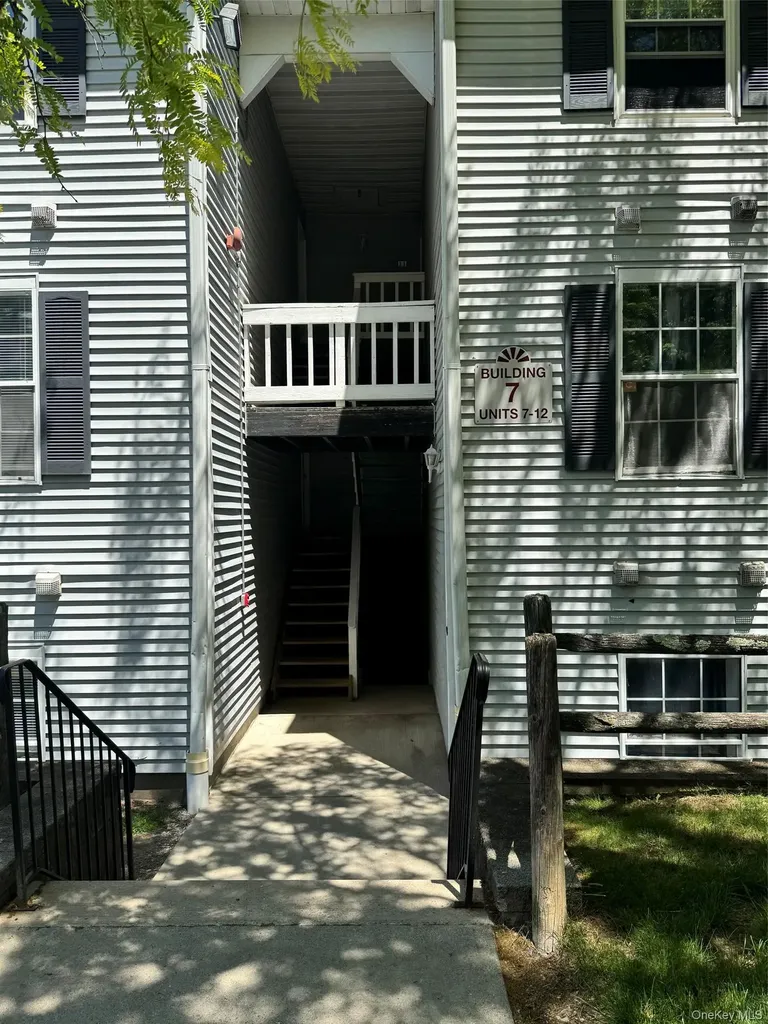 7 Lexington Hill Harriman NY 10926