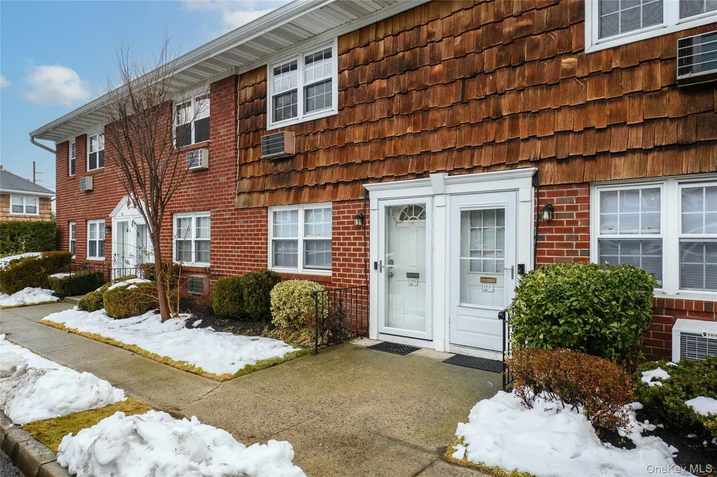 1 Anchorage Lane Oyster Bay NY 11771