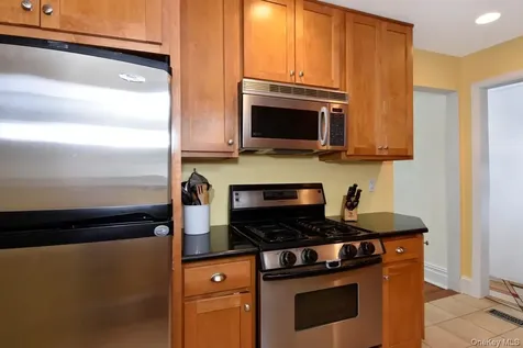 462 Bronxville Road Bronxville NY 10708