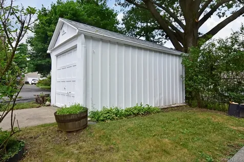 462 Bronxville Road Bronxville NY 10708