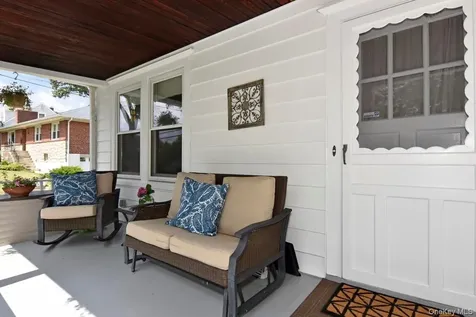 462 Bronxville Road Bronxville NY 10708