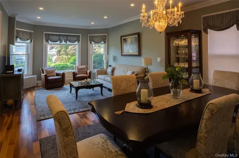 34 Morsemere Place Yonkers NY 10701